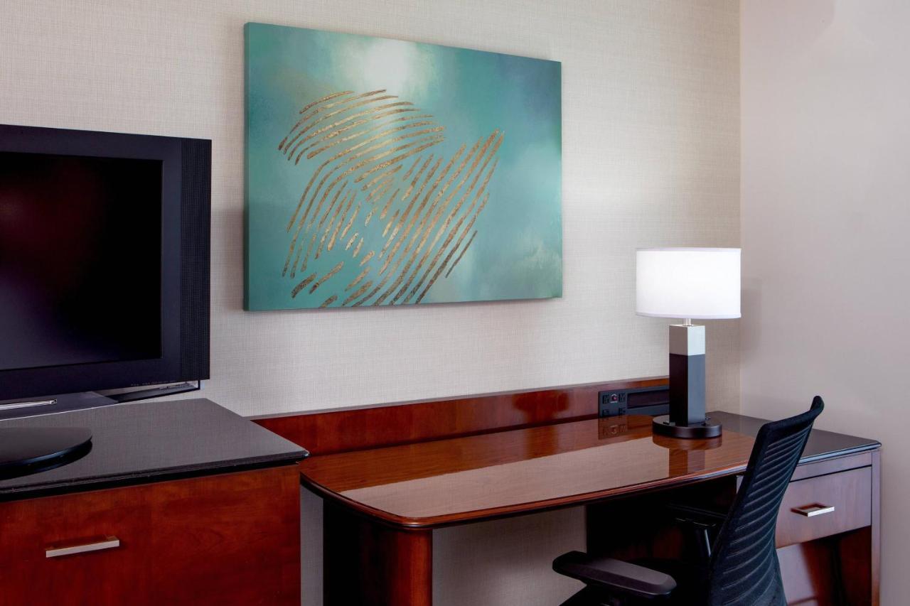Delta Hotels By Marriott Chesapeake Norfolk מראה חיצוני תמונה
