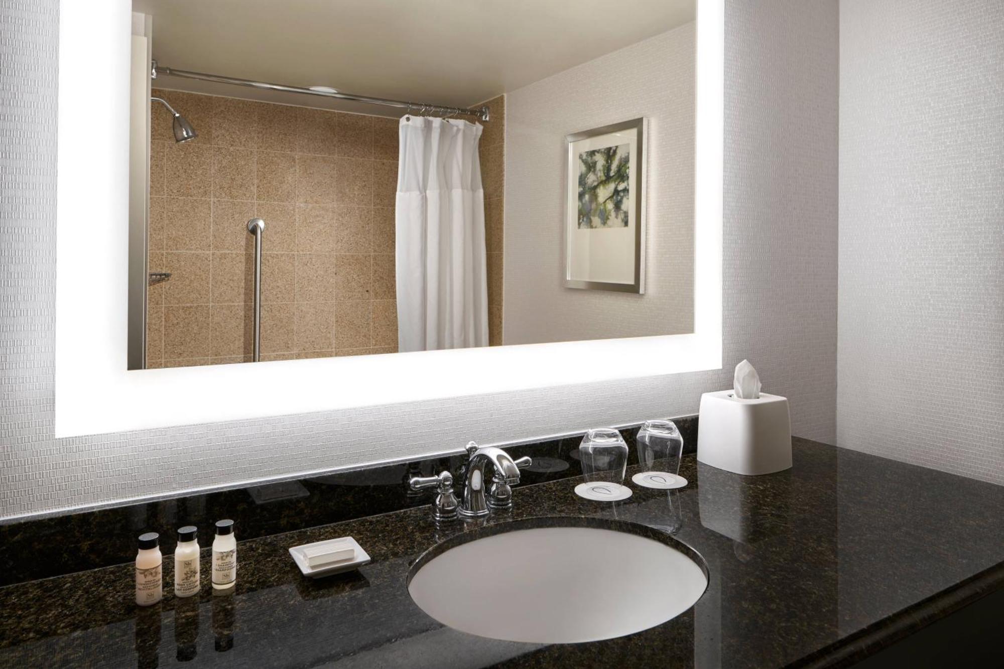 Delta Hotels By Marriott Chesapeake Norfolk מראה חיצוני תמונה